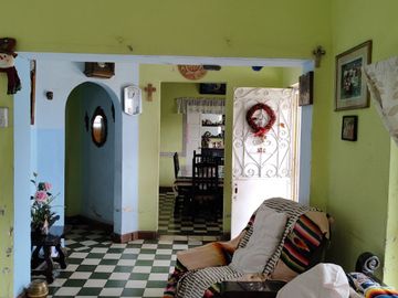 Casa de estilo  Cuernavaca de 4 recamaras en la colonia La Pradera de Cuernavaca, Mor.