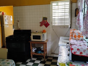 Casa de estilo  Cuernavaca de 4 recamaras en la colonia La Pradera de Cuernavaca, Mor.