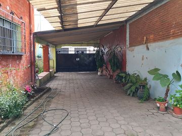 Casa de estilo  Cuernavaca de 4 recamaras en la colonia La Pradera de Cuernavaca, Mor.