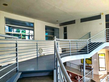 House and Lot for Sale with Unique Interior Design in Maria Luisa Estate Park, Cebu City
