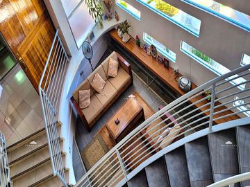 House and Lot for Sale with Unique Interior Design in Maria Luisa Estate Park, Cebu City