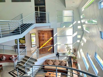 House and Lot for Sale with Unique Interior Design in Maria Luisa Estate Park, Cebu City