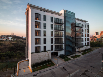 OPORTUNIDAD VENTA PRECIOSO DEPARTAMENTO; CLUSTER TOSCANA LOMAS DE ANGELOPOLIS, EN UNA DE LAS MEJORES ZONAS DE PUEBLA
