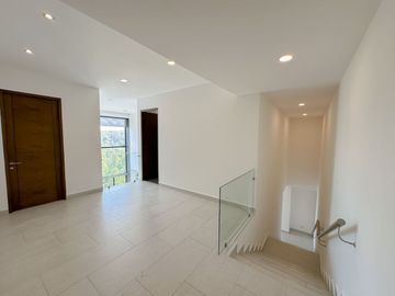 OPORTUNIDAD VENTA PRECIOSO DEPARTAMENTO; CLUSTER TOSCANA LOMAS DE ANGELOPOLIS, EN UNA DE LAS MEJORES ZONAS DE PUEBLA