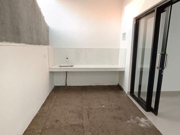 DIJUAL Rumah Premium SIAP HUNI PERUMAHAN 2 Lantai 3 KT 5 Menit Pemkot Cimahi Bandung Utara  MURAH