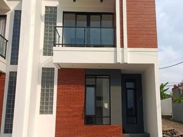 DIJUAL Rumah Premium SIAP HUNI PERUMAHAN 2 Lantai 3 KT 5 Menit Pemkot Cimahi Bandung Utara  MURAH