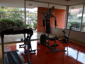 4100 UF , AMPLIO Y ACOGEDOR DEPARTAMENTO UBICADO EN LA FLORIDA 80 Mt2 Totales , 3 DORMITORIOS , 2 Baños 1 En Suite, Walking Closet