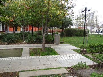 4100 UF , AMPLIO Y ACOGEDOR DEPARTAMENTO UBICADO EN LA FLORIDA 80 Mt2 Totales , 3 DORMITORIOS , 2 Baños 1 En Suite, Walking Closet