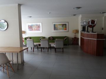 4100 UF , AMPLIO Y ACOGEDOR DEPARTAMENTO UBICADO EN LA FLORIDA 80 Mt2 Totales , 3 DORMITORIOS , 2 Baños 1 En Suite, Walking Closet