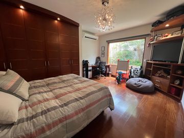 VENTA HERMOSA CASA EN CASUARINAS