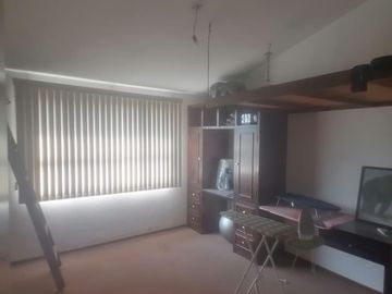 Casa en venta super ubicada. A 5 cuadras de tollocan y 2 de las torres. Salida rápida a México