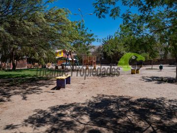 En Vicuña, venta de casa ampliada y regularizada de 3D y  1B. $49 millones