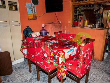 En Vicuña, venta de casa ampliada y regularizada de 3D y  1B. $49 millones