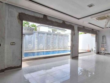 Luxury 3-storey house at Bukit Indah Sukajadi Batam Center for sale