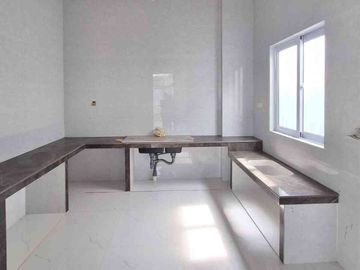 Luxury 3-storey house at Bukit Indah Sukajadi Batam Center for sale