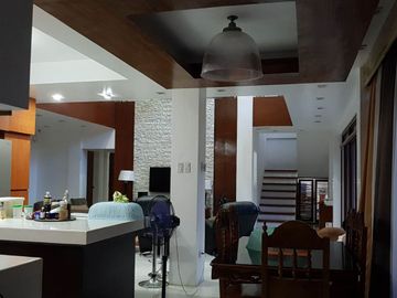 Rush‼️ Beautiful 6-Bedroom House and Lot For Sale in Antipolo City