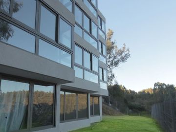I. Holzapfel #712. Deptos Nuevos 4D3B en Los Almendros
