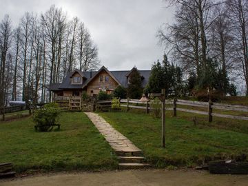 Espectacular Parcela de 15,5ha en Panguipulli, Casa en Condominio con vista al Lago Panguipulli y Volcán Villarrica