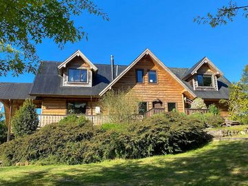 Espectacular Parcela de 15,5ha en Panguipulli, Casa en Condominio con vista al Lago Panguipulli y Volcán Villarrica