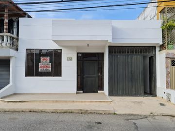 SE VENDE CASA, BARRIO PUERTO ESCONDIDO, SINCELEJO