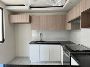 CASA NUEVA EN VENTA CAÑADAS DEL BOSQUE, Tres Marías, zona de hospitales. ARQUITECTURA MODERNA, ACABADOS DE LUJO