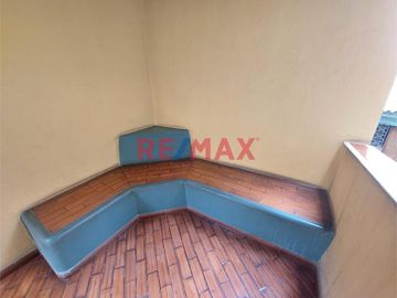 🔴Venta De Departamento Duplex Por La Embajada De Eeuu - Surco🔴