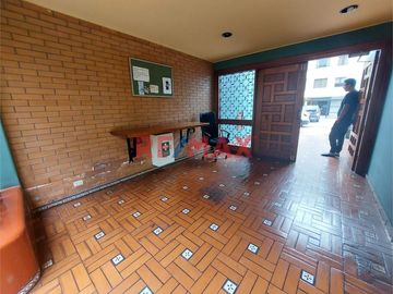 🔴Venta De Departamento Duplex Por La Embajada De Eeuu - Surco🔴