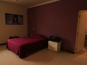 AMPLIA CASA  EN ALQUILER  AMOBLADA -URB. MIRAFLORES - CASTILLA - PIURA