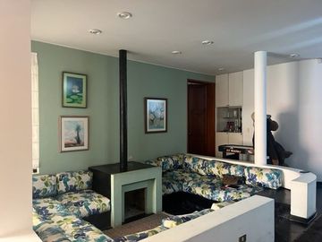 VENTA DE CASA EN LA MOLINA 316 m2 (2 pisos)