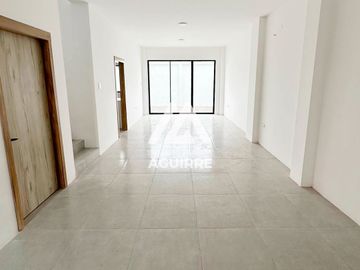 EN VENTA: Casa por estrenar en sector Av. Ferroviaria, Machala