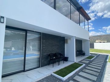 QUINTA EN VENTA  CON AMPLIO TERRENO DE 2000m2 - PARQUE JERUSALEN MALCHINGUI