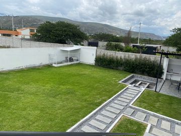 QUINTA EN VENTA  CON AMPLIO TERRENO DE 2000m2 - PARQUE JERUSALEN MALCHINGUI