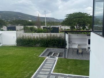 QUINTA EN VENTA  CON AMPLIO TERRENO DE 2000m2 - PARQUE JERUSALEN MALCHINGUI