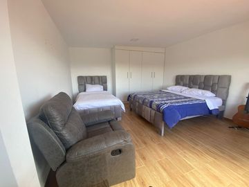 QUINTA EN VENTA  CON AMPLIO TERRENO DE 2000m2 - PARQUE JERUSALEN MALCHINGUI