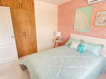 Venta de Casa 4 Dormitorios Etapa manantial/Casalaguna/ cerca Riocentro Dorado