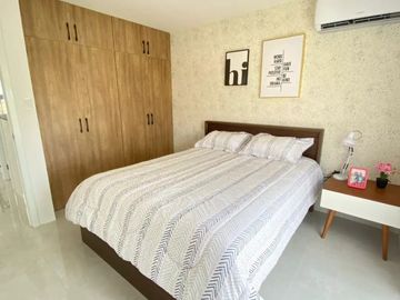 Venta de Casa 4 Dormitorios Etapa manantial/Casalaguna/ cerca Riocentro Dorado