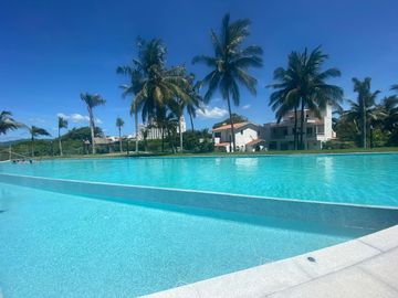 DEPARTAMENTO FRENTE AL MAR AMUEBLADO