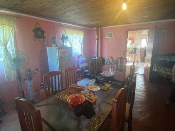 SE VENDE CASA CAMPO 5D 2B  TERRENO  EN SANTA RITA , PELARCO-TALCA.