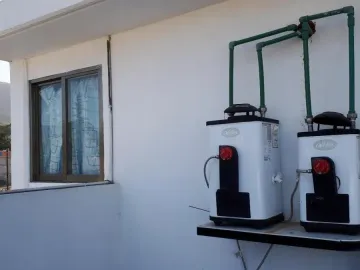 Casa Minimalista de 3 Pisos, 3 Recámaras, 5 Baños, Centro de Pachuca, Hidalgo.