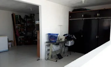 Casa Minimalista de 3 Pisos, 3 Recámaras, 5 Baños, Centro de Pachuca, Hidalgo.