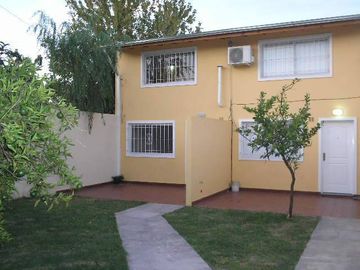 VENTA  Atención inversores - rentistas- Complejo de 4 dupex