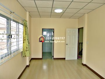 Urgent sale, Baan Nichakorn 2, Phutthamonthon Sai 4, semi-detached house, detached house style, 39 sq m, new condition, first hand, never lived in, ad