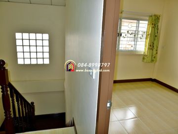 Urgent sale, Baan Nichakorn 2, Phutthamonthon Sai 4, semi-detached house, detached house style, 39 sq m, new condition, first hand, never lived in, ad