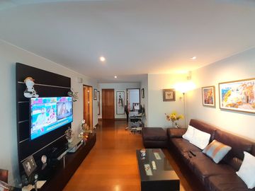 Se Vende Hermoso Departamento con Doble Vista Frente a Parque en Chacarilla