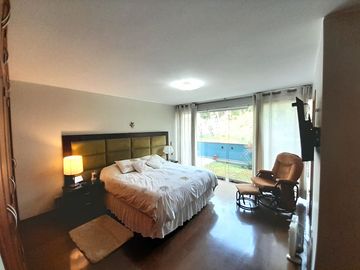 Se Vende Hermoso Departamento con Doble Vista Frente a Parque en Chacarilla