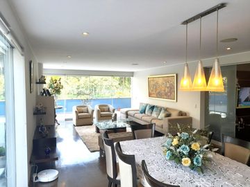 Se Vende Hermoso Departamento con Doble Vista Frente a Parque en Chacarilla