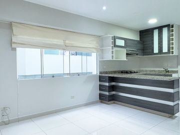 VENDO DEPARTAMENTO SURQUILLO (LÍMITE CON MIRAFLORES)