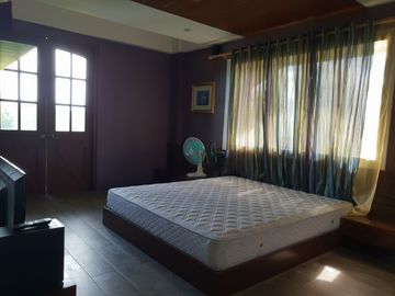 TAGAYTAY PANORAMIC LAKE VIEW PROPERTY FOR SALE