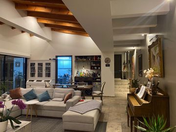 VENTA DE  CASA  EN QUINTAS ECUESTRE EN HARAS DEL BOSQUE