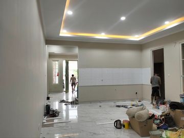 Rumah Baru Luxury Minimalis 2 Lantai Lokasi Jemursari Surabaya